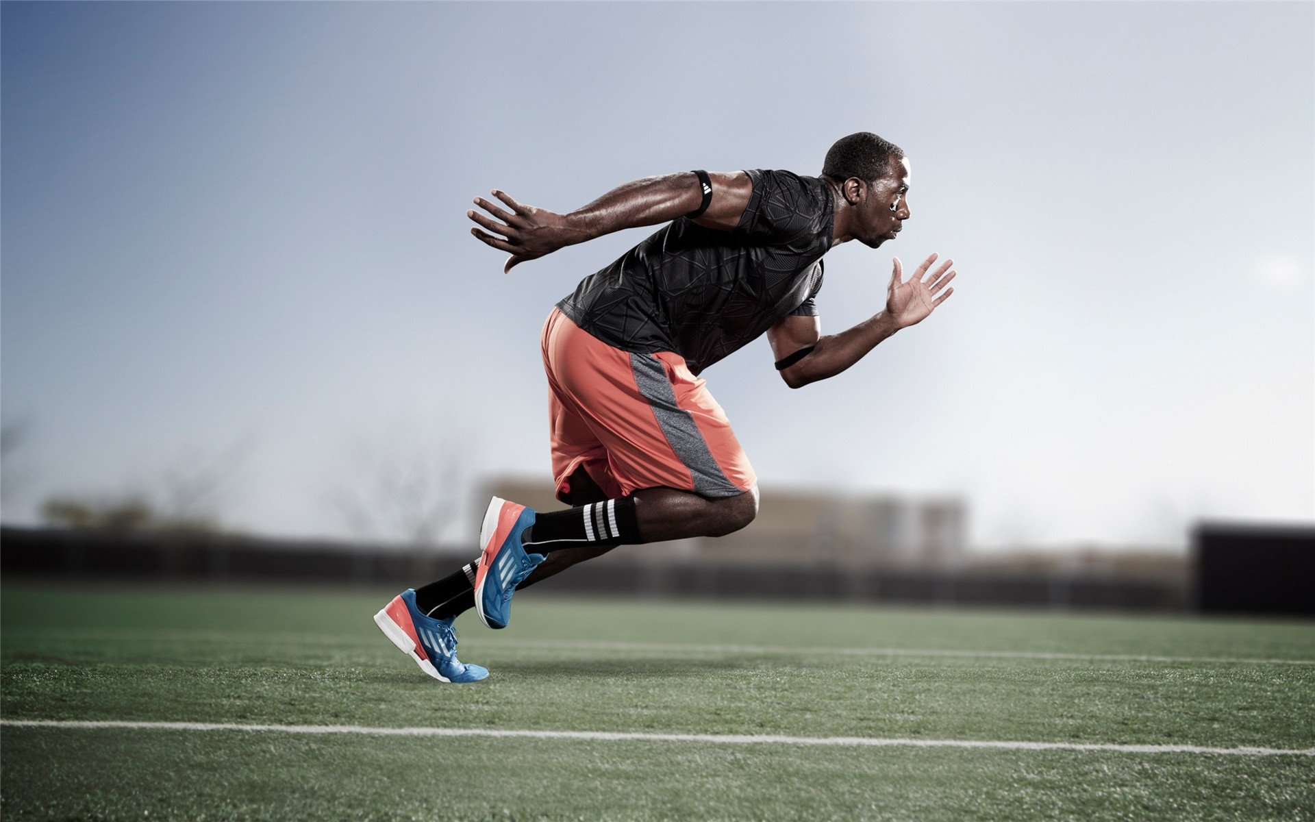 SGA连3场3节轰破30分率雷霆7连胜平队史:我们比上季更强,雷霆队扣将